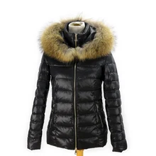 Новая модная куртка-пуховик из натурального меха енота для дам