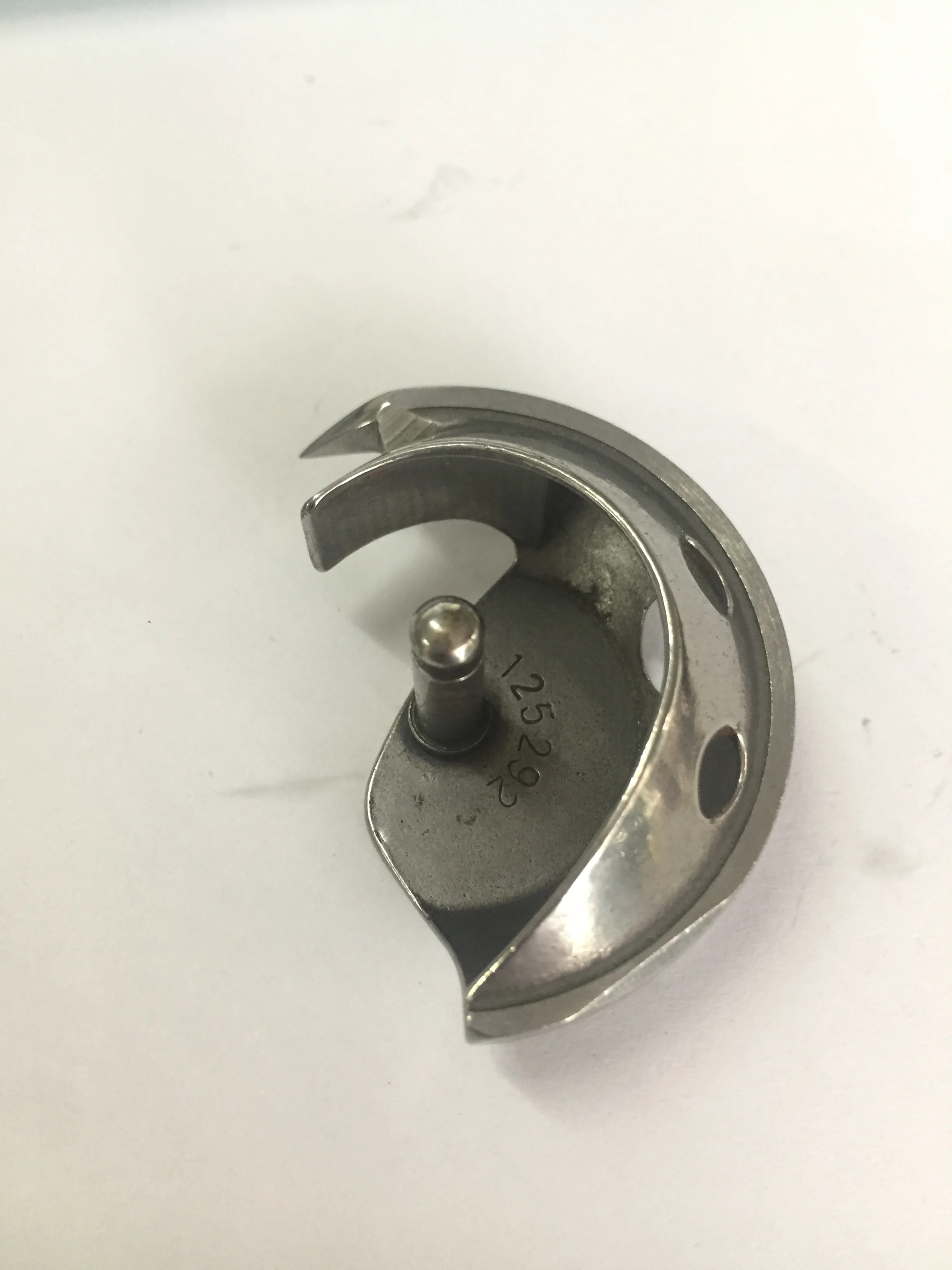 

125292(15K88) Shuttle Hook For Domestic Sewing Machine