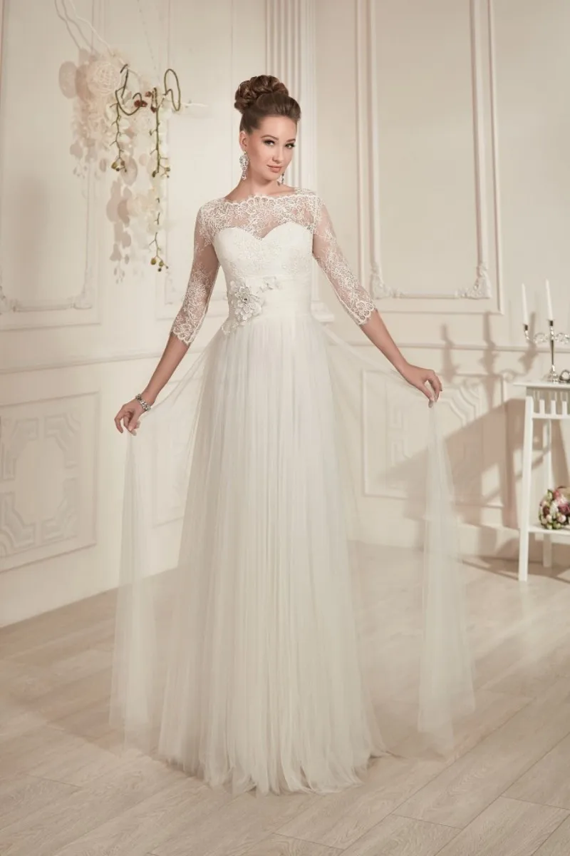 Modest Classic A Line Floor Length Ivory Tulle Beach Wedding Dress