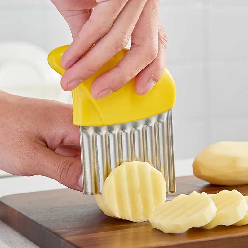 

Creative Stainless Steel Potato Wavy Cutter Slicer Vegetable Cucumber Carrot Waves Cutting Slicer Household Kitchen Cooking Tool