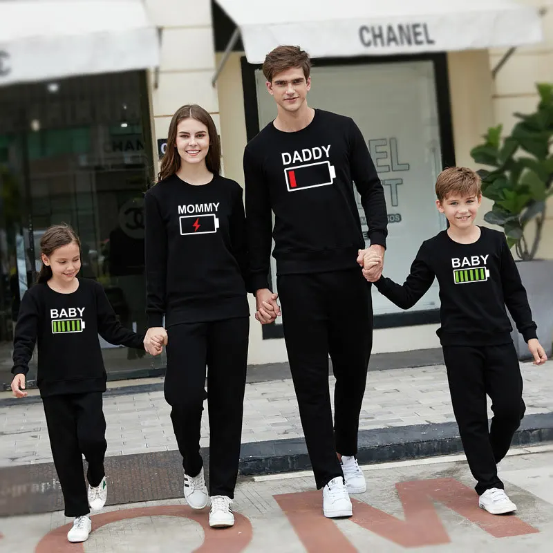 mom dad son and daughter matching outfits