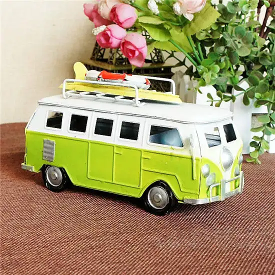 

Retro metal handsome station wagon model home furnishings Christmas