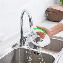 

Stainless Steel Round Shaped Rolling Circular Multifunctional Kitchen Knife Pizza Meat Cake Vegetable Cutter With Hanging Hook
