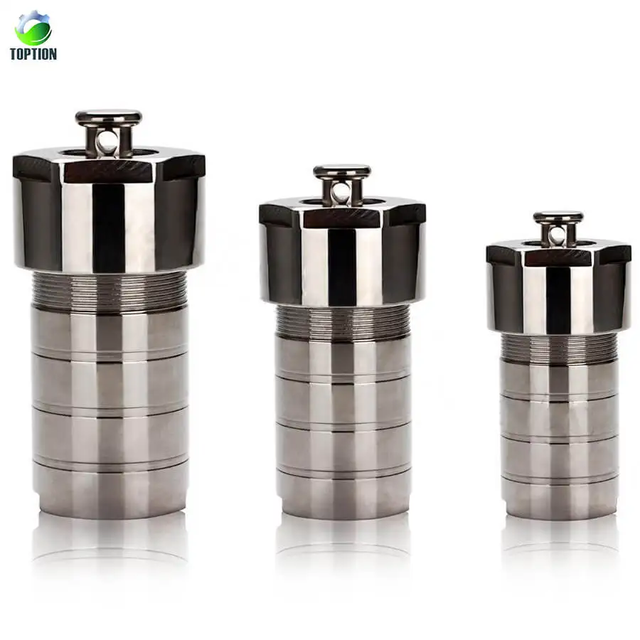 титан 8, (s -12 дм2), d115/115 (304). бак титан. титановый бак. емкости для хранения из титана. теплообменник костакан 8 л d115 мм.