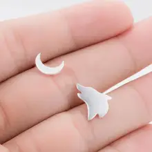 Oly2u волк Серьги Волк Воющий На Луну уха шпильки для украшений Wolf Серьги-гвоздики для женщины Для мужчин ED206