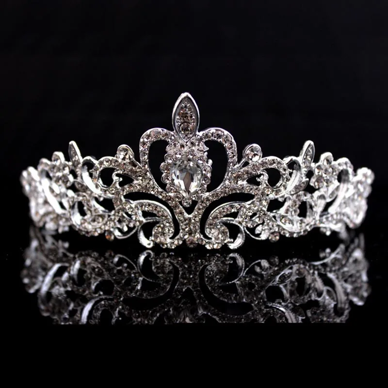 Metal Rhinestone Bride to Be Tiara Crown Bachelorette Party Decoration