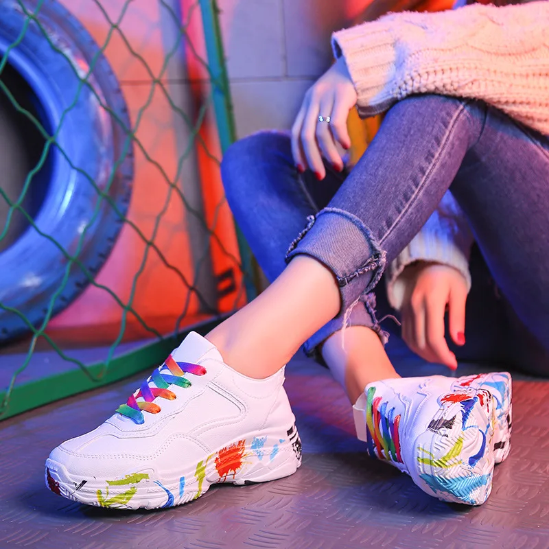 

Sneaker woman joker new super fire small white shoes fashion casual women's shoes