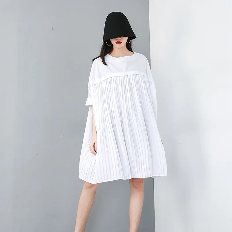 

Johnature Streetwear Summer 2019 New Spliced Chiffon Pleated Women Dress O-neck Half Sleeve 2 Colors Loose Simple Lady Dresses