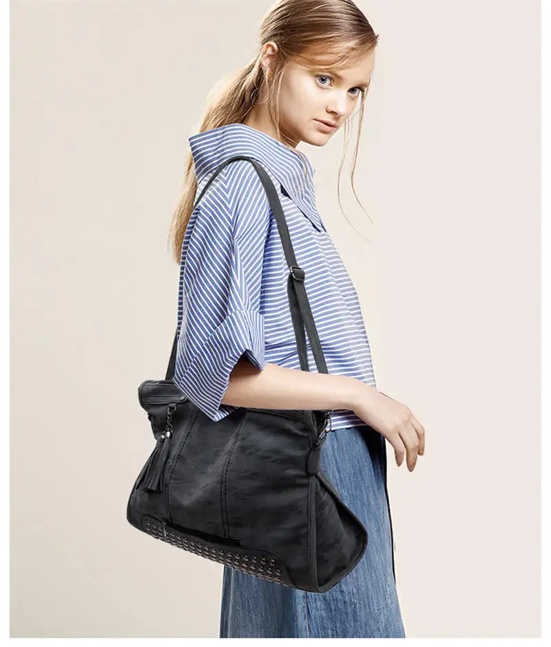 (11)