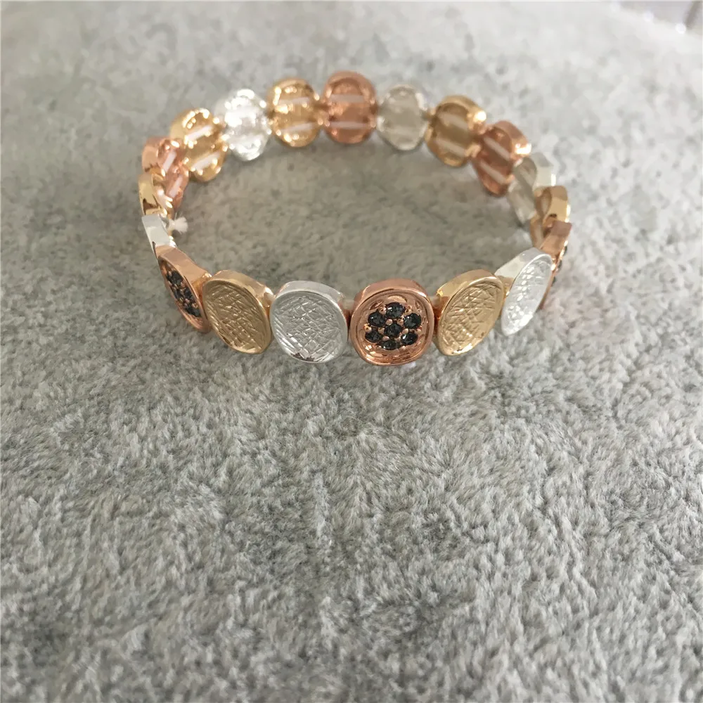 

CASUAL SILVER GOLD ROSEGOLD COLOR TRIO DISC STRAND BRACELET FOR WOMAN GIRL
