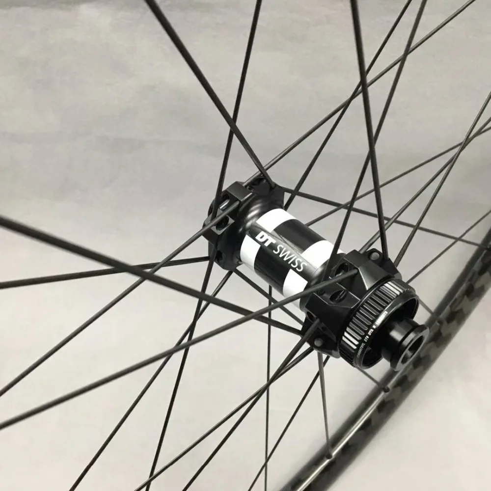 Clearance center lock carbon mtb wheels 29er/27.5er/26er 24X24mm hookless mountain bike wheelset train XC race up hill Novate DT hub QR/TA 5