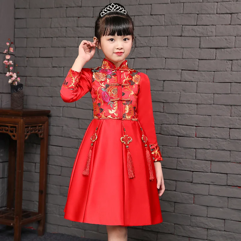 

Kids Red Satin Dress Fleece Cheongsam Tang Costumes Boutique Ceremonial New Year Dress Chinese Knot Embroidery Vintage Vestidos