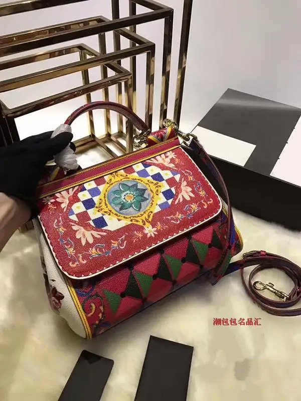 

WG0586 Popular Designer's bag Real Leather Luxury Handbags Women Bags Designer Crossbody Bags For Female Lady Europe Brand