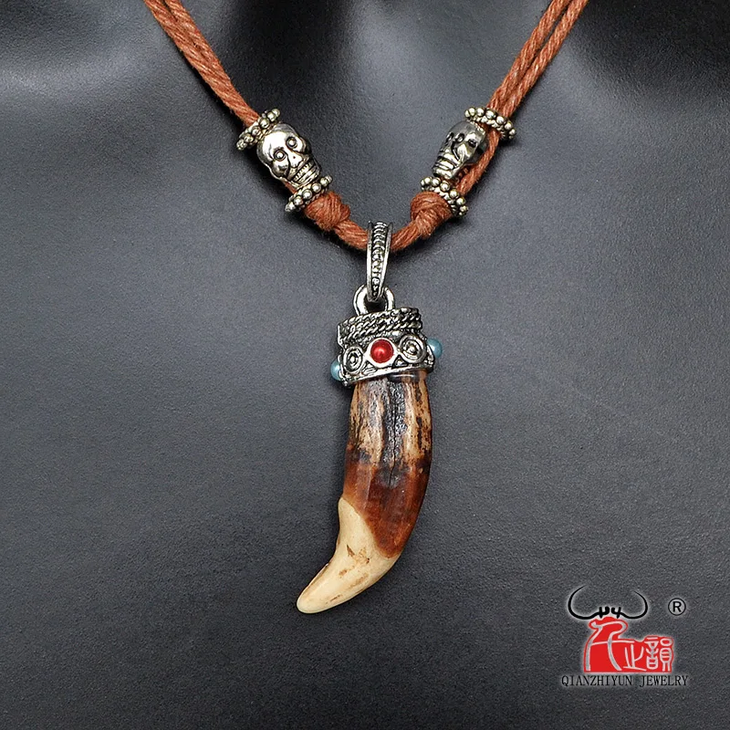 

Men's Bone Pendant Tibetan Silver Amulet Fangs Natural Real Tooth Vintage Wolf Tooth Charm tribal necklace Lucky Gift