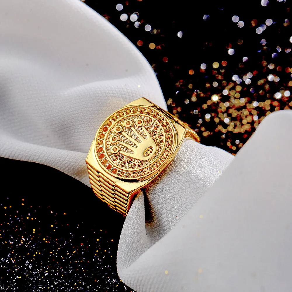 

2019 Punk Metal Gold Ring Fashion Hip hop / rock Crown Ring For Men and Women Gold Ring Jewelry Gold Color Ring Gift In Stock