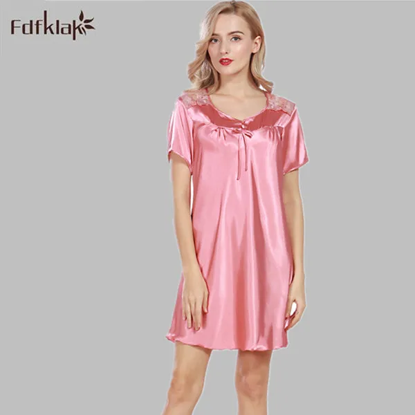 

Sexy Nightie Large Size Nightgowns Sleep Dress Women Summer New Silk Satin Lingerie Long Nightgowns For Women Sleepwear E1196