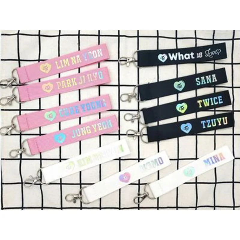 

What is Love Laser Colorful Key Chain Key Ring Twice Member Name Strip Portrait Key Chain Cute Phone Strap Bag Accessories LX135