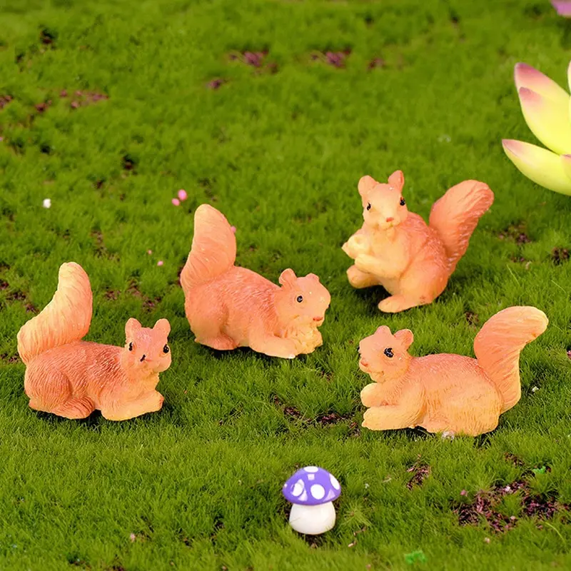 

1set Resin Crafts Home Decoration Fairy Garden Gnome squirrel mushroom Pig Christmas Figurines Miniatures Moss Terrariums