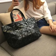 ZYJ деформируемые женские лазерные геометрические стеганые клетчатые перламутровые сумки на плечо повседневные блестящие сетчатые складные сумки-тоут