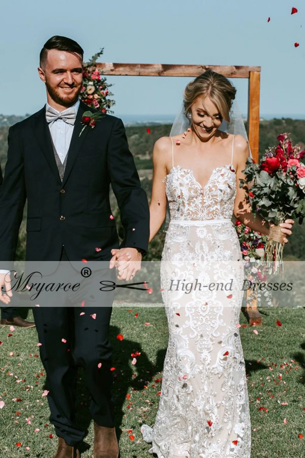 Mryarce 2019 Luxury Exquisite Lace Mermaid Wedding Dress Spaghetti Straps Open Back Bridal Gowns  (1)