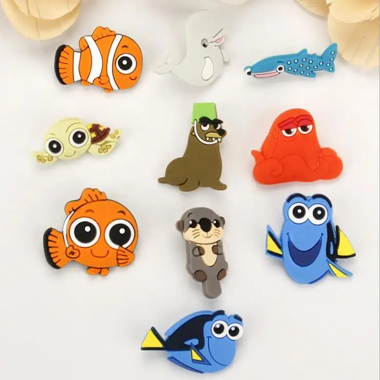 

Creative cartoon PVC badges Children's brooch beautiful safety pins Finding Nemo badges