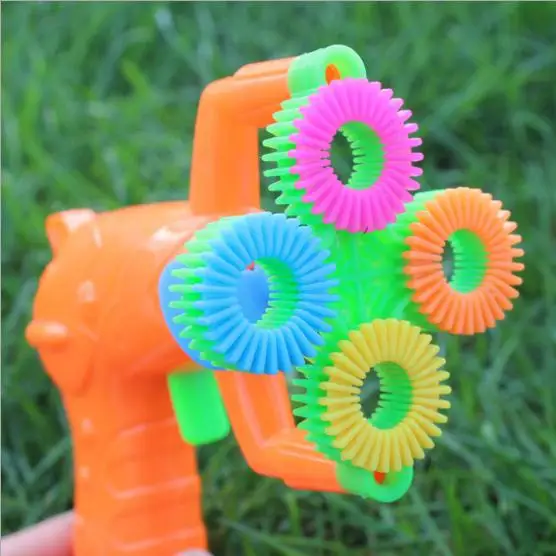 

12*9cm Electric Soap Bubble Gun No liquild #5 battery power Automatic Bubble Water blowing machine kids holiday water gun toy