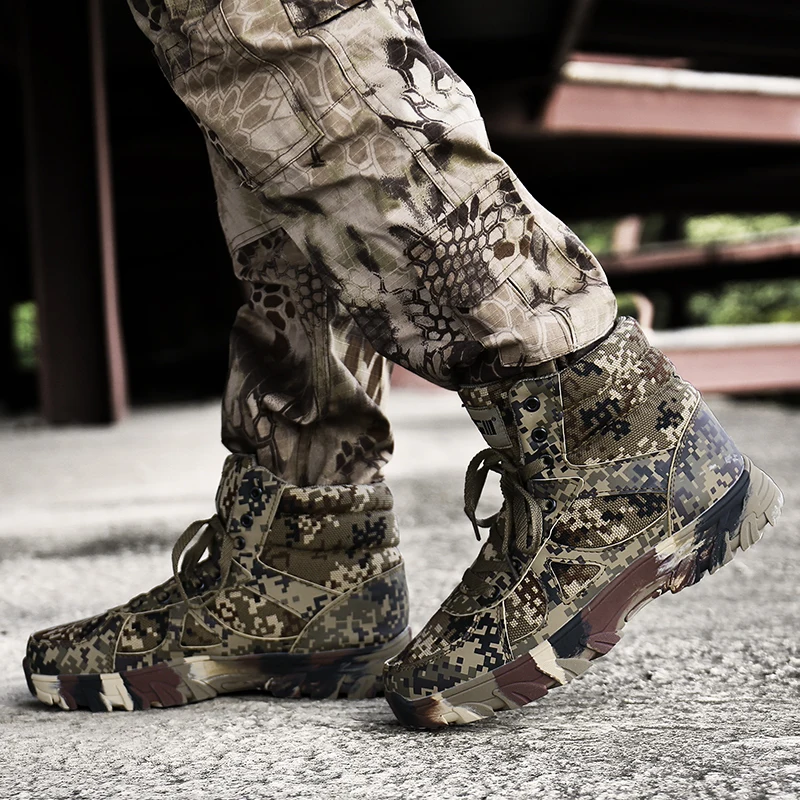 

Men's Camouflage Military Boots Quality Special Force Tactical Desert Combat ankle Boats Army Work Shoes Leather Snow Boots