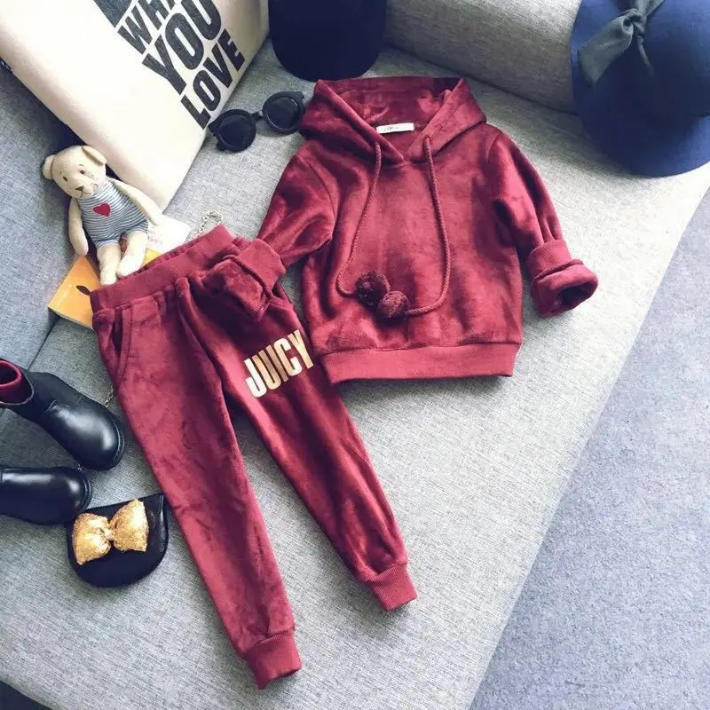 2016 new girls Korean fashion sportswear Burgundy hooded long sleeved sweater Shorts 2 piece set free