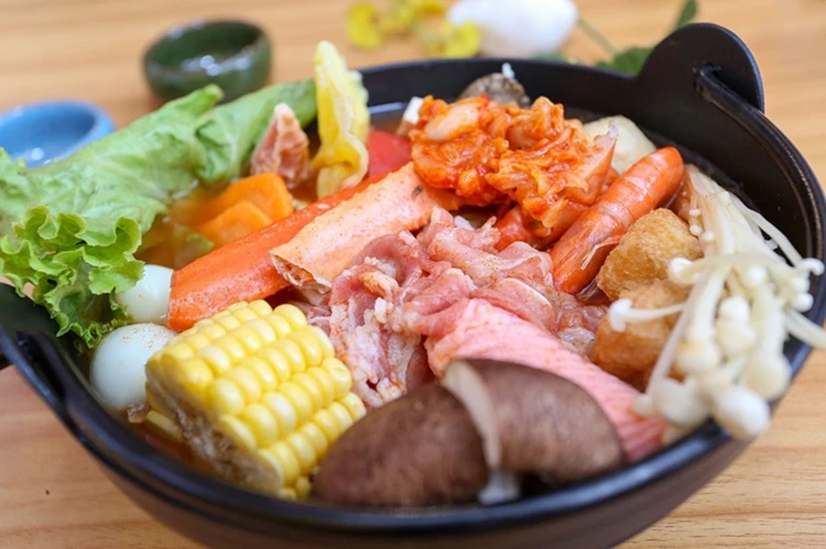 Японский стиль Sukiyaki день рождения горшок Восточное приготовление один человек маленький натирающий блюдо крепкий алкоголь плита бытовой сухой горячий горшок