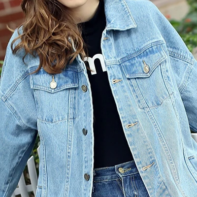 Light blue Демисезонный свободные негабаритных джинсовая куртка Для женщин модные бойфренд женские джинсы куртка осень Повседневное пальто для дам B563 - Цвет: Light blue