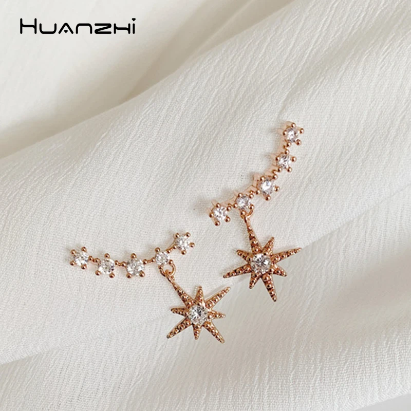 

HUANZHI 2019 Korean New Romantic Summer Star Zircon Smile S925 Sliver Pin Small Golden Metal Stud Earrings for Women Gifts