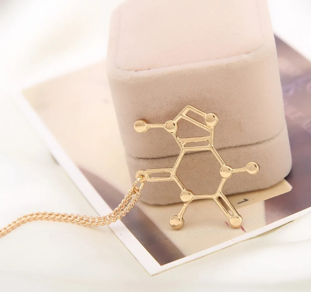 2493247159_1903127858