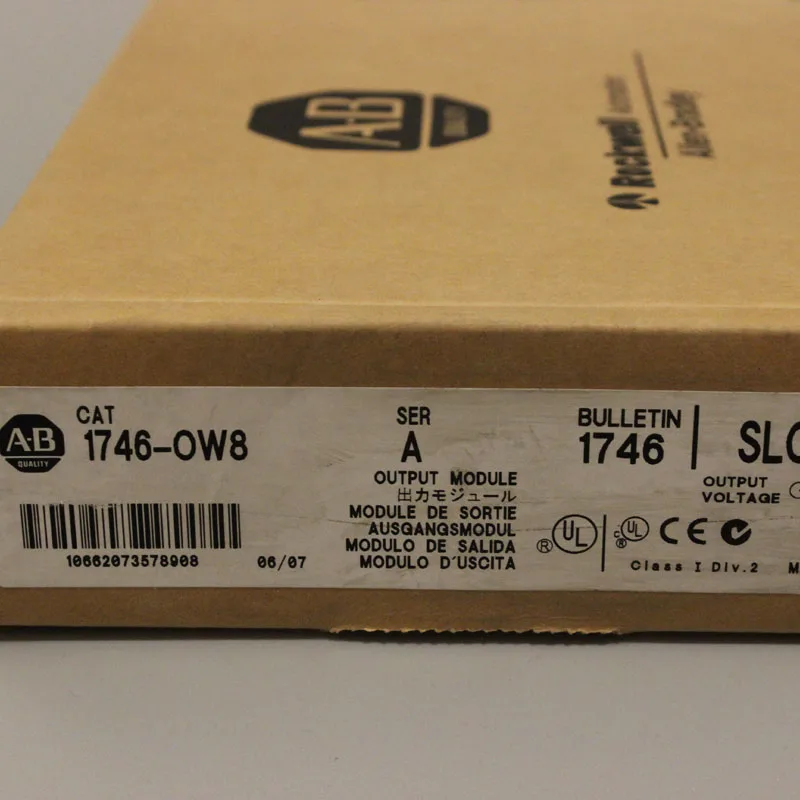 1746-OW8 1746OW8 PLC контроллер, и есть