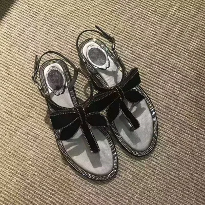 

2018 summer new thong sandals female temperament rhinestone bow flat Roman shoes tide