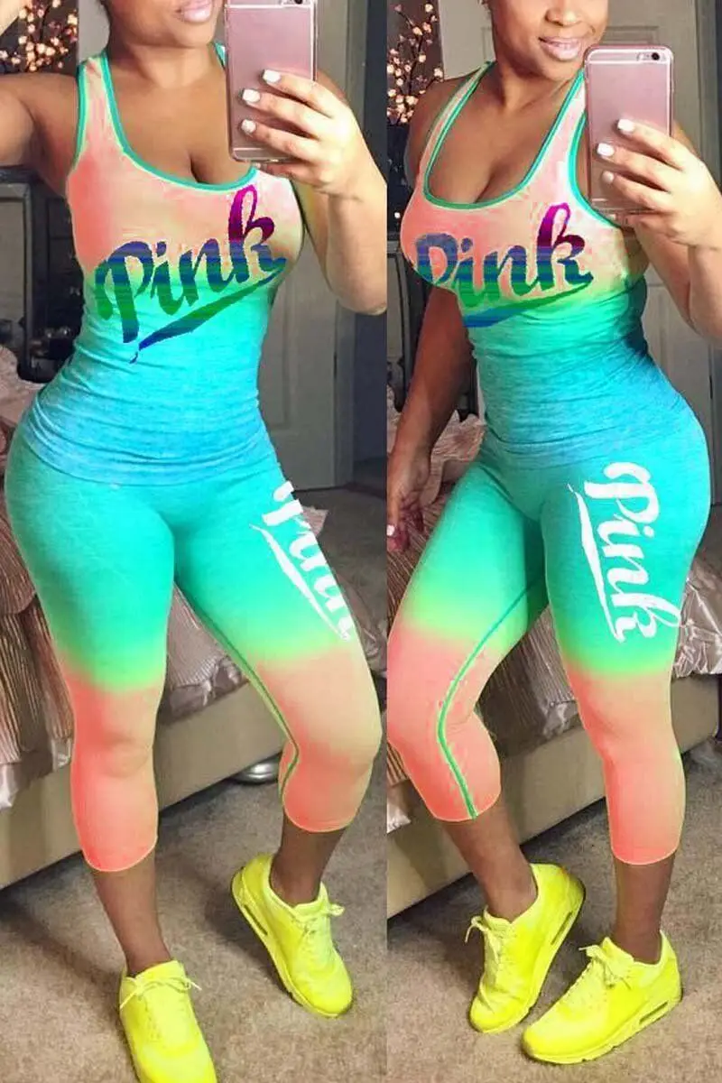 8847445733_1104093829