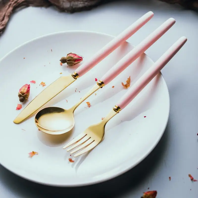 12pcs Novelty Design Ceramic Handle Stainless Cutlery setin Dinnerware