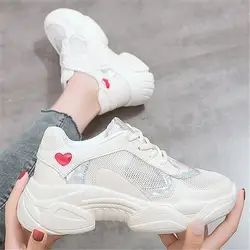 2019 осенние женские кроссовки модные в форме сердца женские удобные дышащие сетчатые женские кроссовки на платформе Femme T821