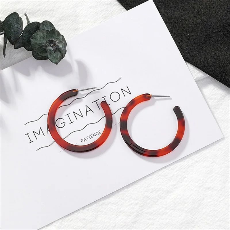 7301997592_1401670587