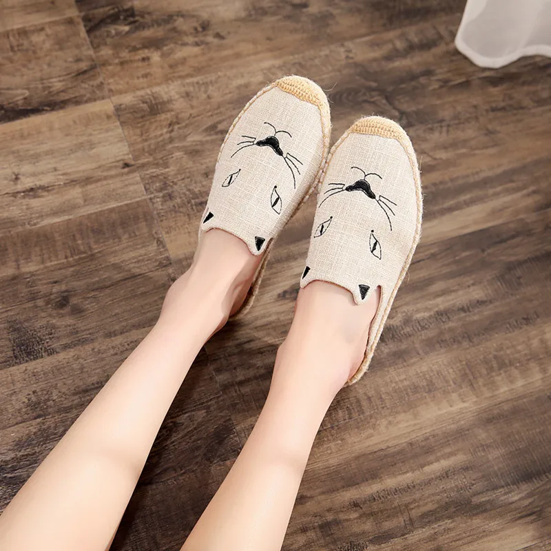 2019 Summer New Female Embroidery Cats Sippers Round Toe Lady Flat Espadrilles Slide Fisherman Shoes Slip On Women Beach Sandals (12)