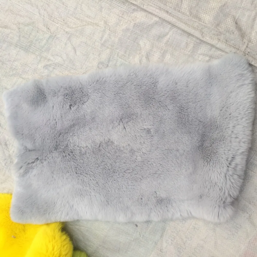 Цена настоящий кроличий мех 40x24 см DIY Шарфы шапки помпон пальто Одеяло Подушка швейный Материал Пушистый мягкий натуральный мех R16