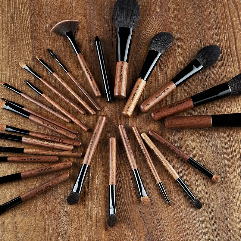 

Professional Makeup Brush Squirrel Sable Hair Face Powder Blush Foundation Brush Make up Brushes Cosmetic Tool Eye Shadow Brush