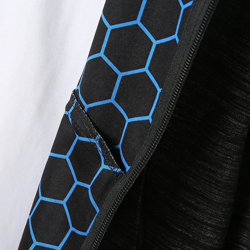 Новинка размера плюс Весна Осень Новая мода Slim Fit молодых мужчин с капюшоном ветровка Тонкий бренд Повседневная ветровка высшего качества
