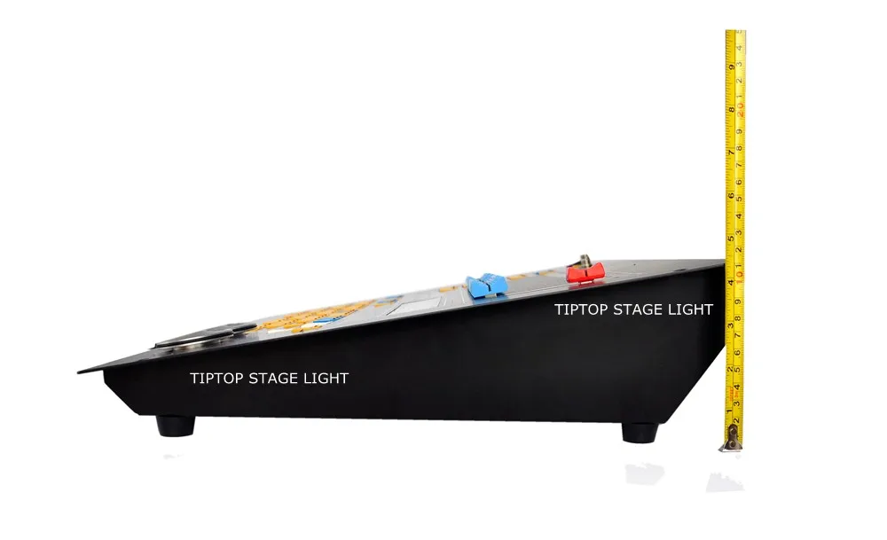 TIPTOP Sunny 512 DMX ступенчатый регулятор освещения черного цвета DMX IN/OUT оснащен светодиодный Оптический изолированный независимый привод