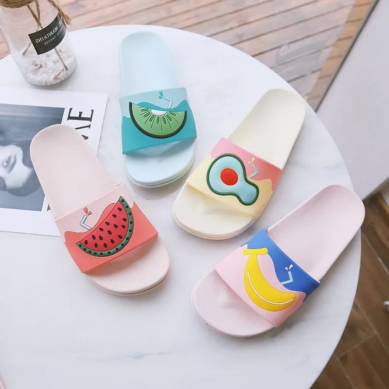 Летние сандалии без задника женские шлепанцы с рисунком фруктов удобные
