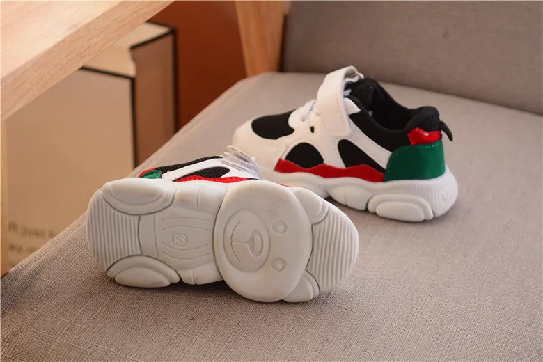 10350586076_1016882337