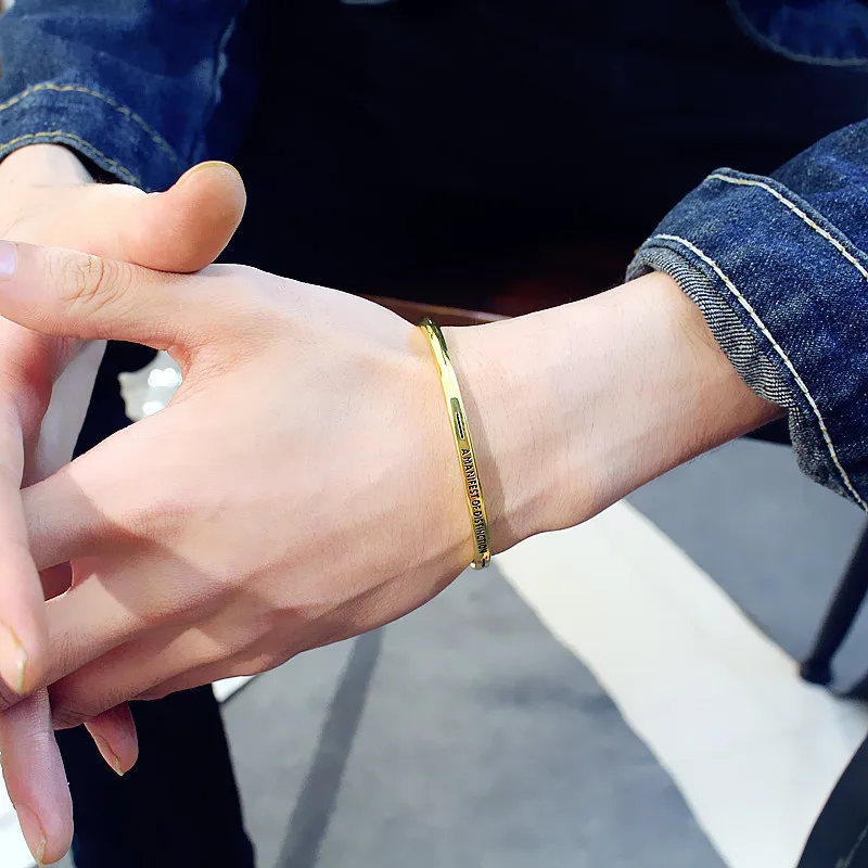 4382196082_1678222678