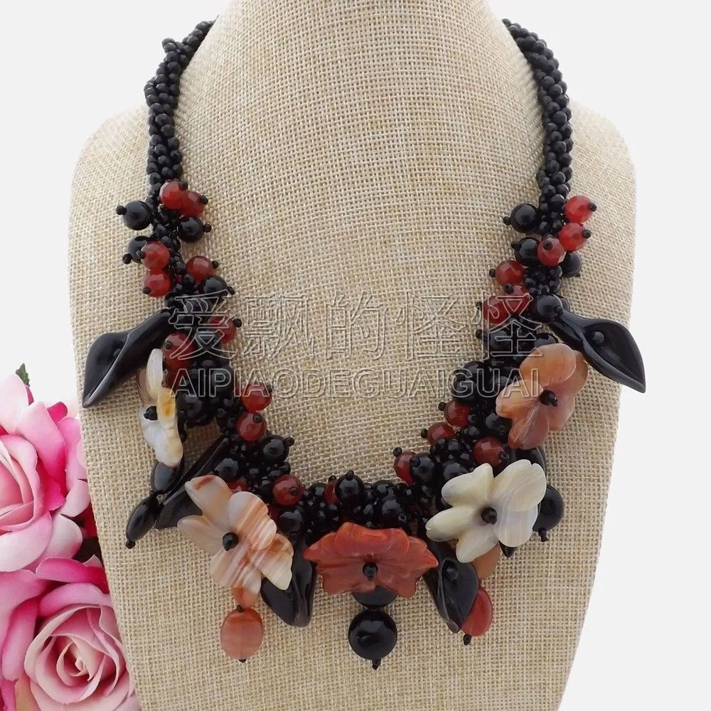 

N080148 21" 4 Strands Black onyx Red Stone Flower Necklace