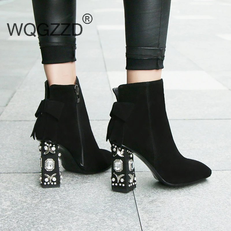 Black Stiefeletten Gray Marke Stiefel Bead Heel Chelsea Kuh light High Schuhe Adrette Diamant Wildleder Winter String Ankle Frauen Mujer Luxus qTwH45q