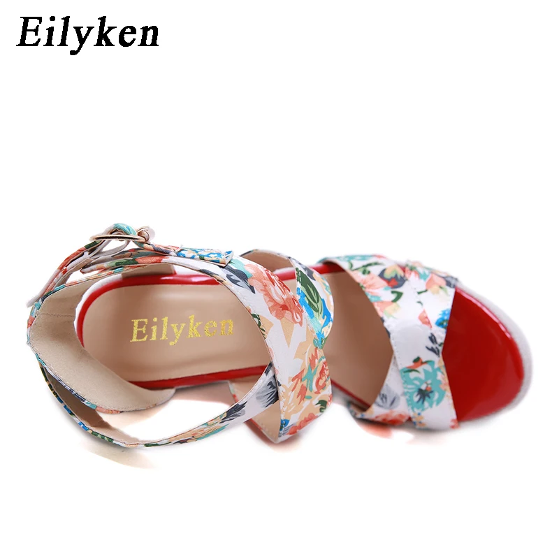 Eilyken/шелковые женские туфли на танкетке с цветочным принтом; босоножки на высоком каблуке; Летняя женская обувь; Босоножки на платформе с открытым носком
