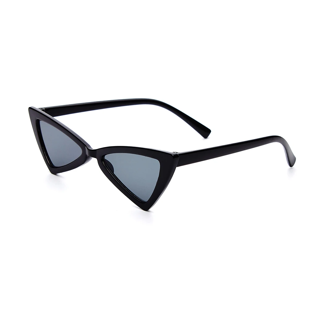 

Fashion Sunglasses Personality Triangle Cat Eye Girl Sunglasses Plastic Frame Black Lens Fashion2018 MasterDesignBrandSunglasses